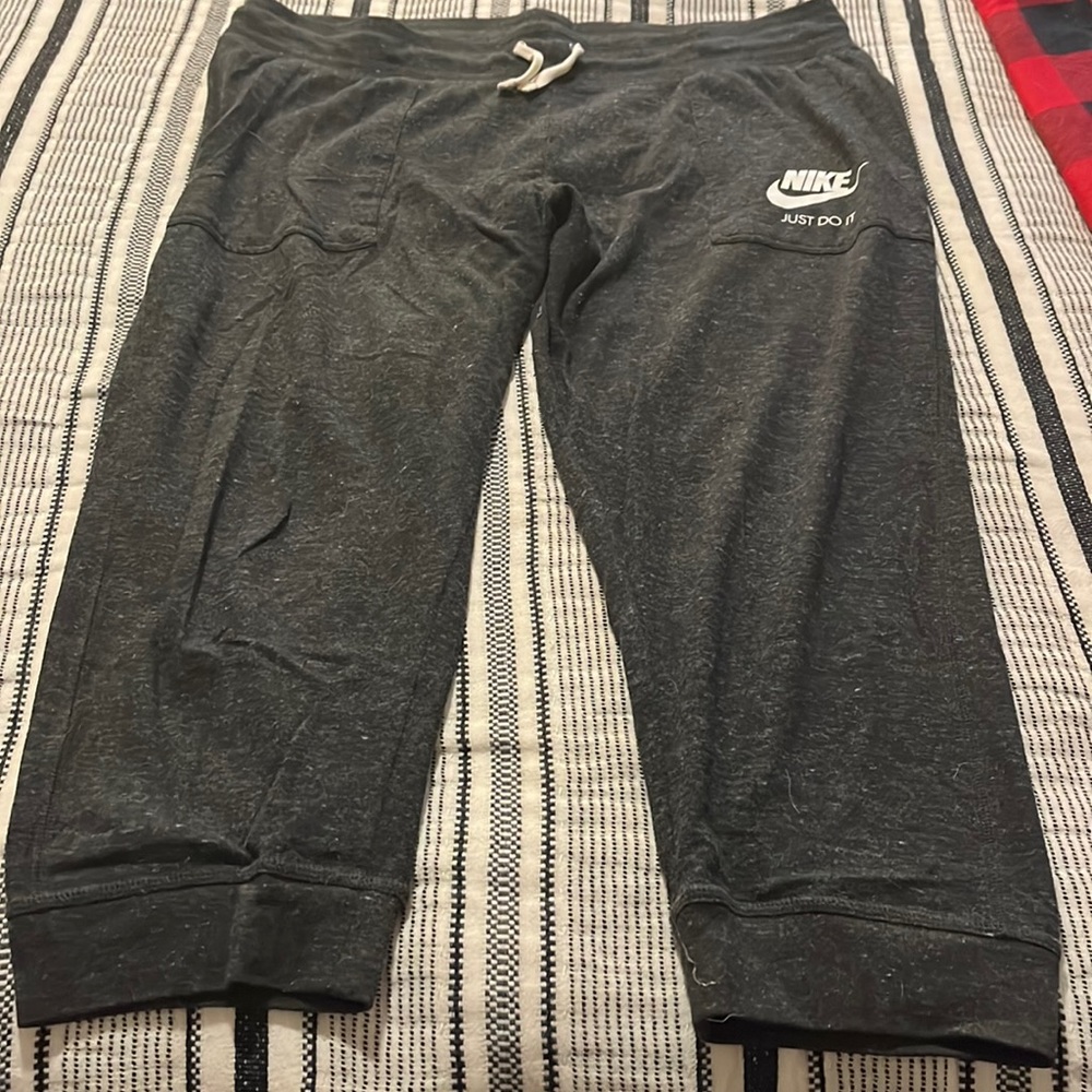 Nike crop workout pants.